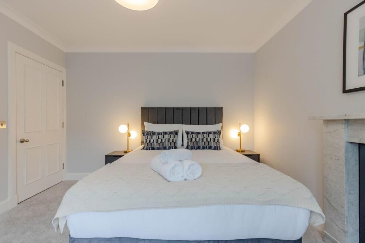 Dragon Suites - Ladon Suite - 2 Bed City Centre Luxury Apartment Edimburgo Exterior foto